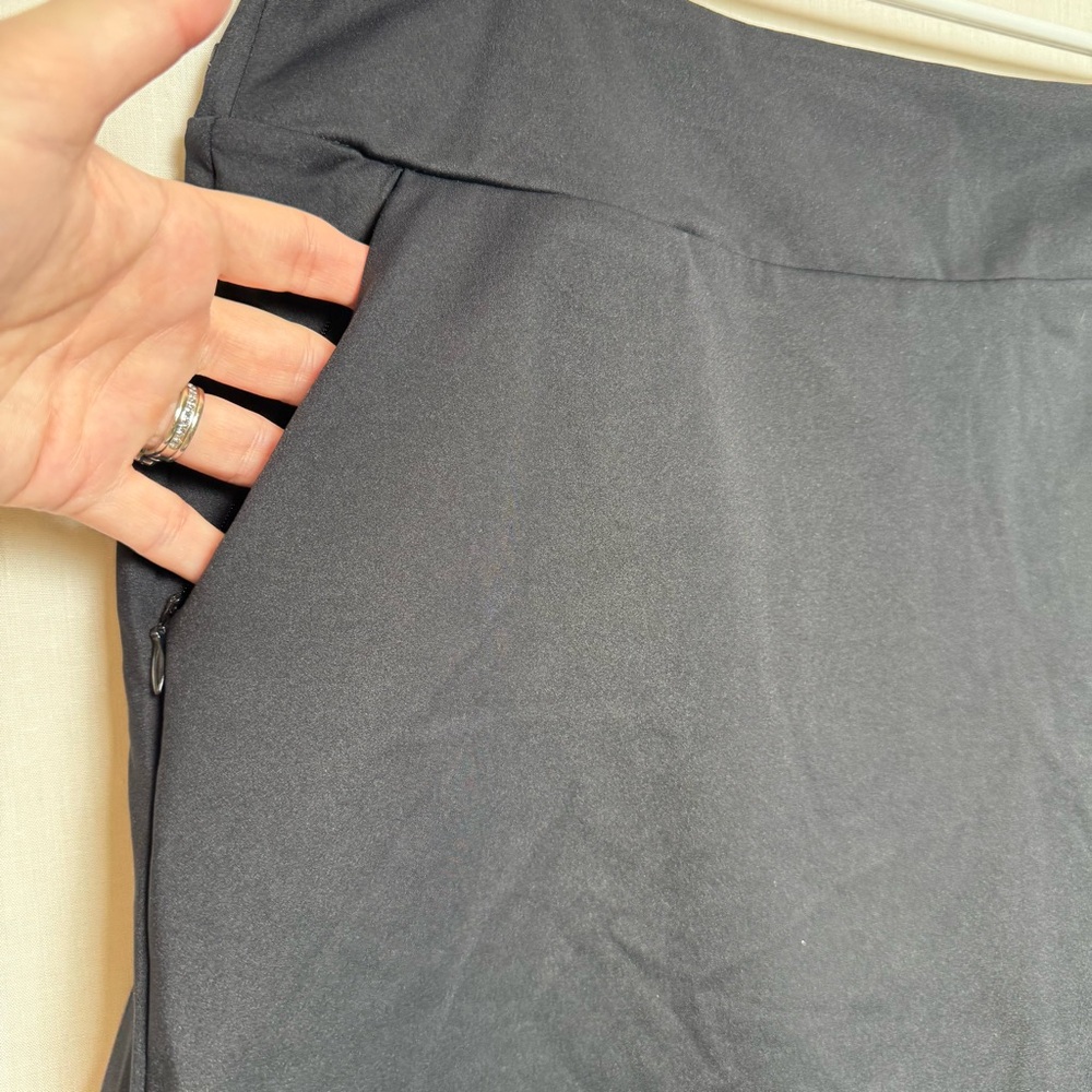 SwingDish Marble Opal Black Golf Skort Womens Large Athletic Skirt Skort NWT - Picture 4 of 12